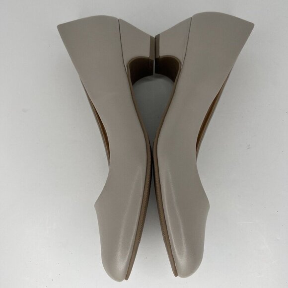 Oh My Light Smooth Beige Collection Slip-On Ballet Heels Womens Size 10 Shoes - Picture 7 of 9